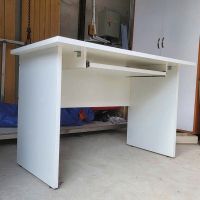 Bàn Làm Việc Gỗ BLVG15.jpg